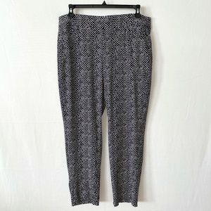 CHICO'S Travelers Sz 3 US XL Black/White Dots Pull On Straight Leg Ankle Pants